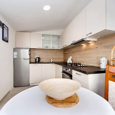 게스트하우스 La Svalba &