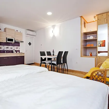 Gasthuis La Svalba &