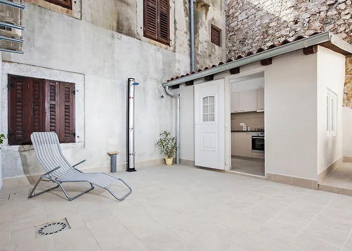 La Svalba & Gostinjska kuća